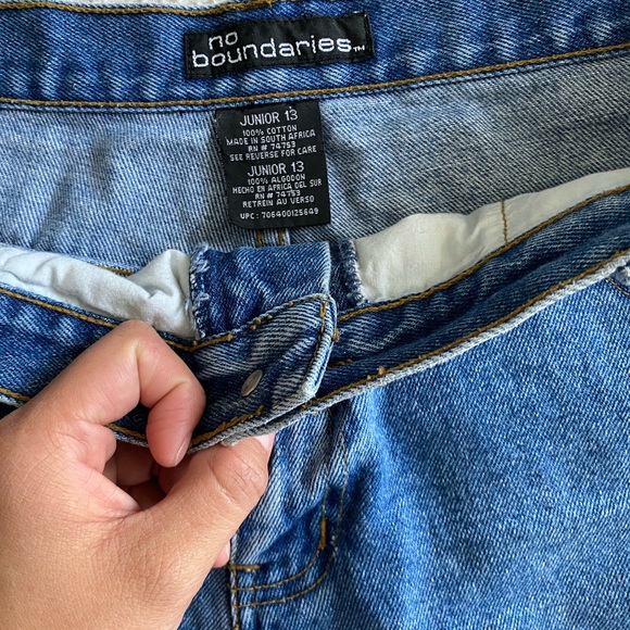 Cheeky high rise short - No boundaries - Picture 2 of 6